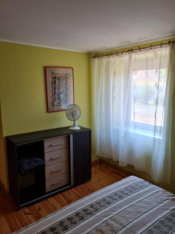 Anna Bella Apartman Gyula Exterior foto